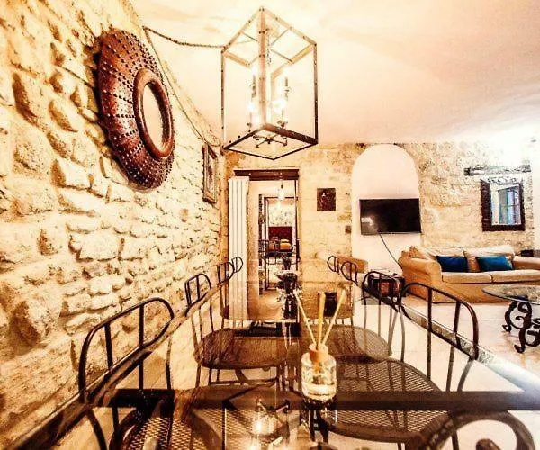 Maison Marais Daire Paris